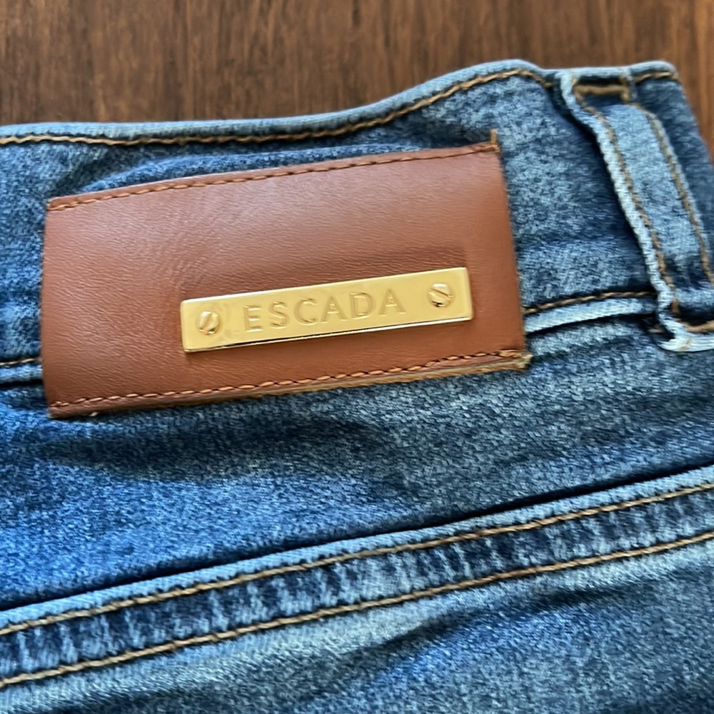Authentic Escada jeans - Picture 3 of 5